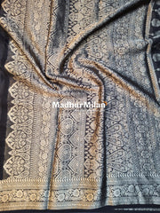 MAYA BANARASI CREPE PLAIN BODY GOLD JARI BORDER SAREE BLACK